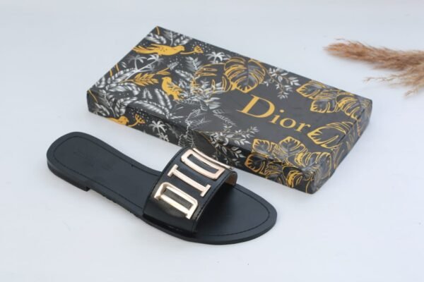 Dee-B - Image 3